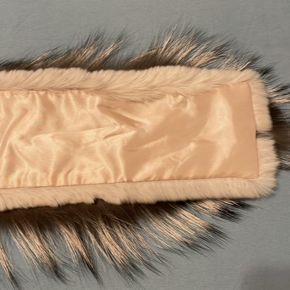 NWOT MaxMara Fur Scarf - Picture 12 of 12